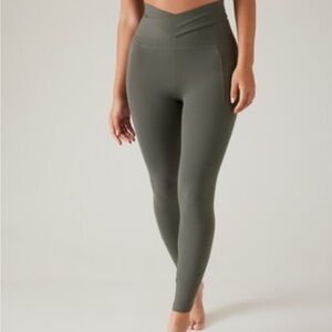 Athleta Olive Green salutation stash Leggings